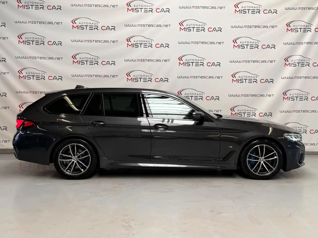 BMW 540 D XDRIVE TOURING 340CH - M SPORT - BVA - CAMÉRA DE RECUL - SELLERIE CUIR - VIRTUAL COCKPIT - HISTORIQUE ENTRETIEN COMPLET BMW