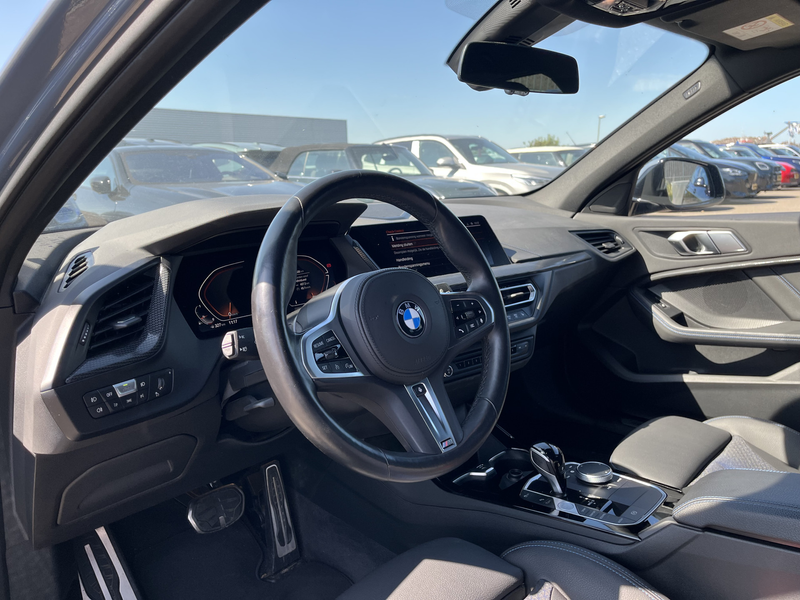 BMW 120 1-serie M-Sport Pro | Panorama | 18" | Stoelverwar — photo 4