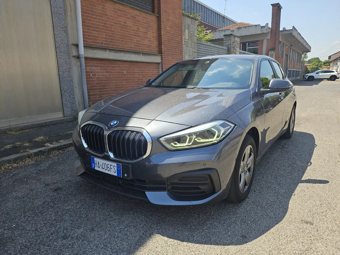 BMW 116 116d Aut. Luxury Line - 2