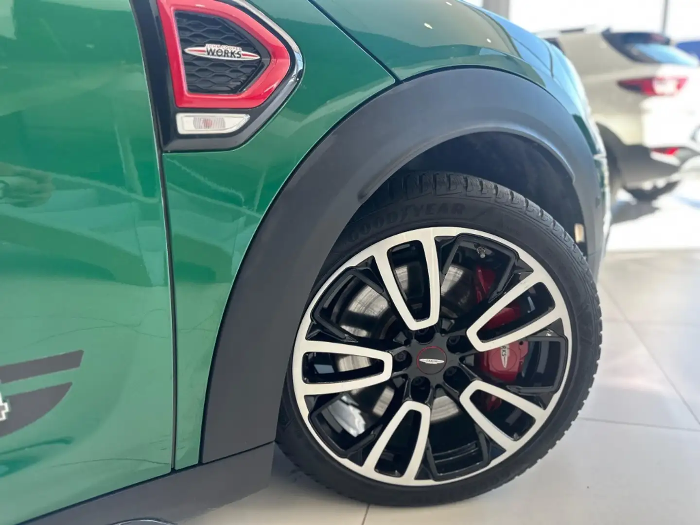 MINI John Cooper Works Countryman ALL4 AUT. Vert - 2