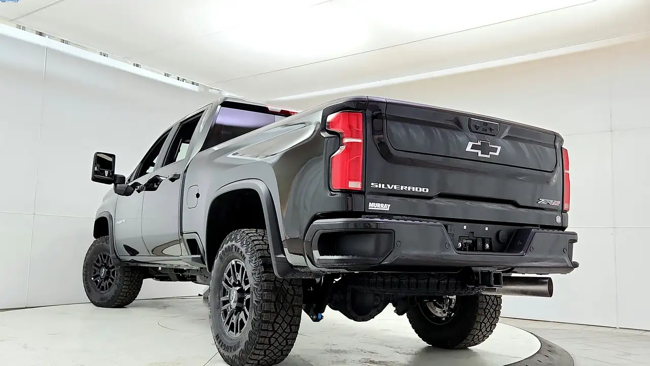 Chevrolet Silverado 2500 снимка Chevrolet Silverado 2500