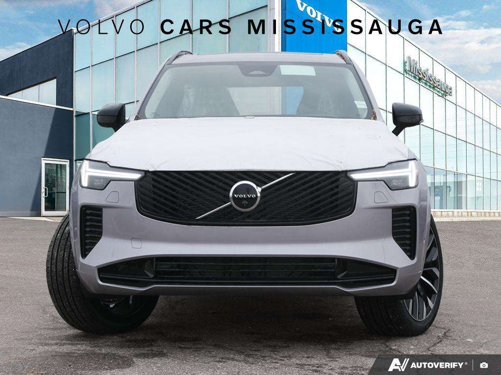2026 Volvo XC90 B6 AWD Ultra Dark Theme 7-Seater alt 2