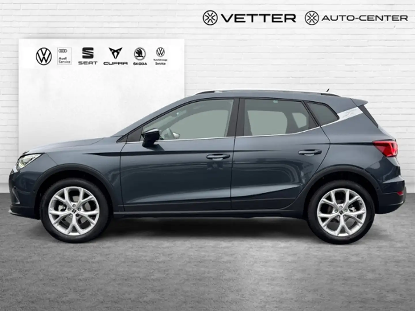 SEAT Arona FR DSG KLIMA LED NAVI ALU Grau - 2