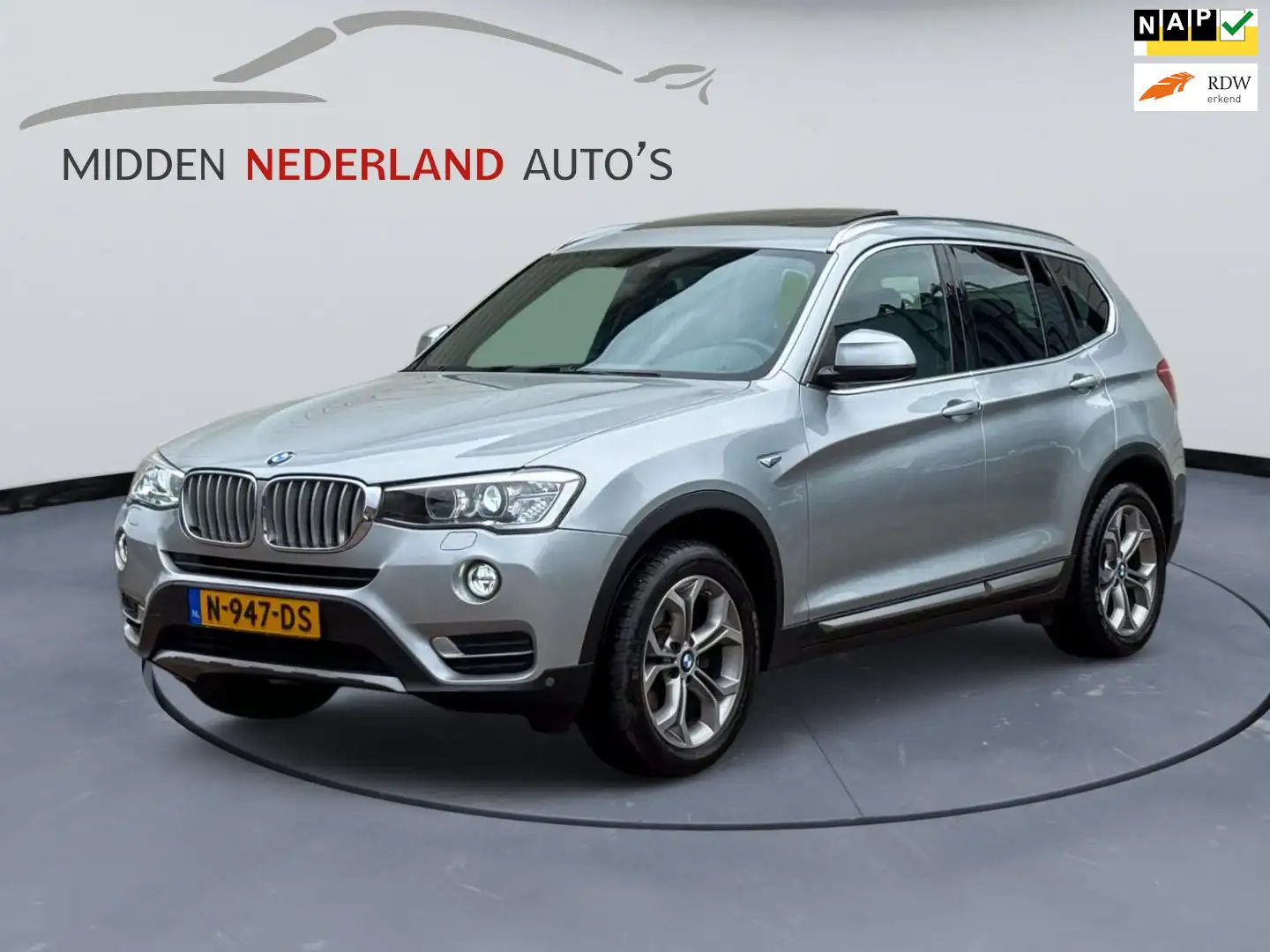 BMW X3 SDrive20i High Executive * HARMAN KARDON * PANORAM Gris - 1