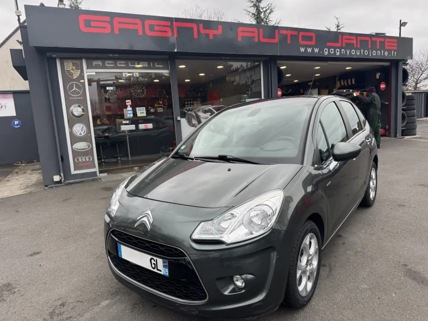 Citroen C3 1.6 VTI EXCLUSIVE BA Gris - 1