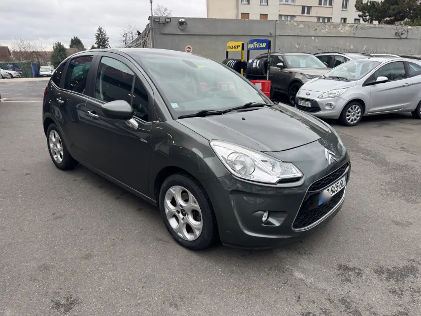 Citroen C3 1.6 VTI EXCLUSIVE BA Gris - 2