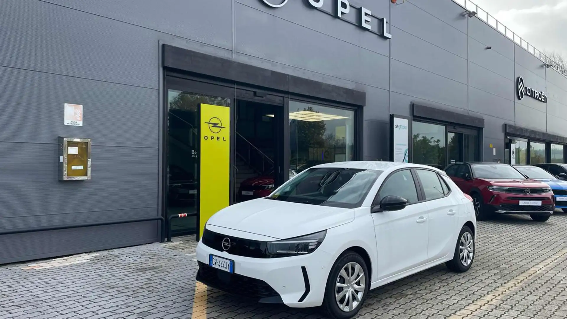 Opel Corsa 1.2 100cv Bianco - 1