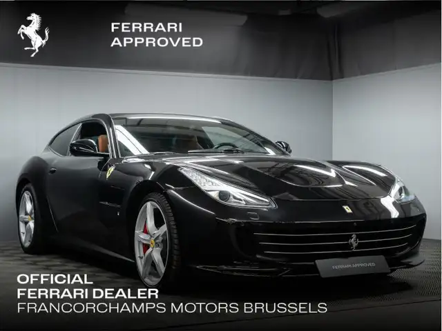 Ferrari GTC4 Lusso V12