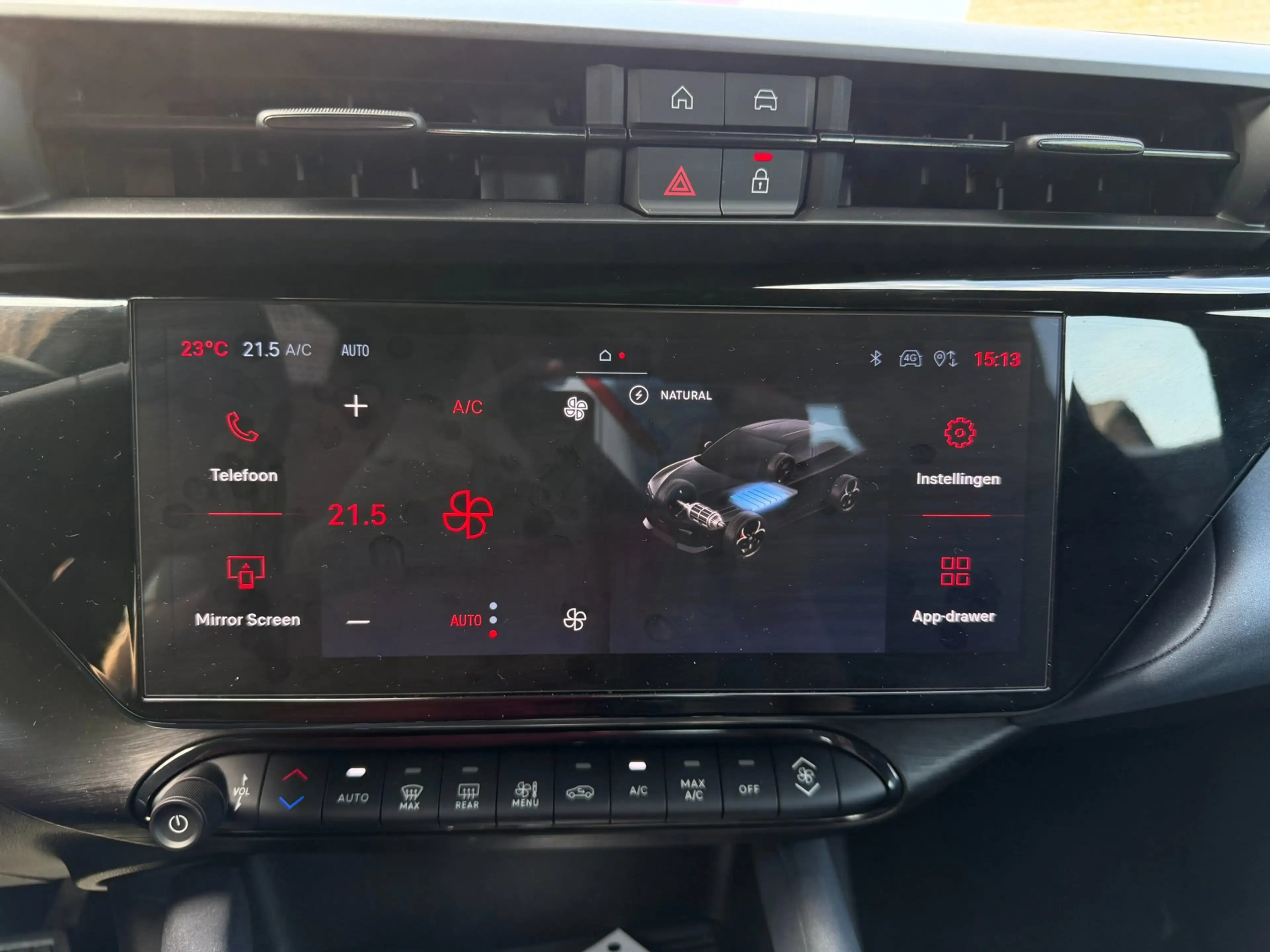 Alfa Romeo Junior Elettrica 54 kWh — photo 18
