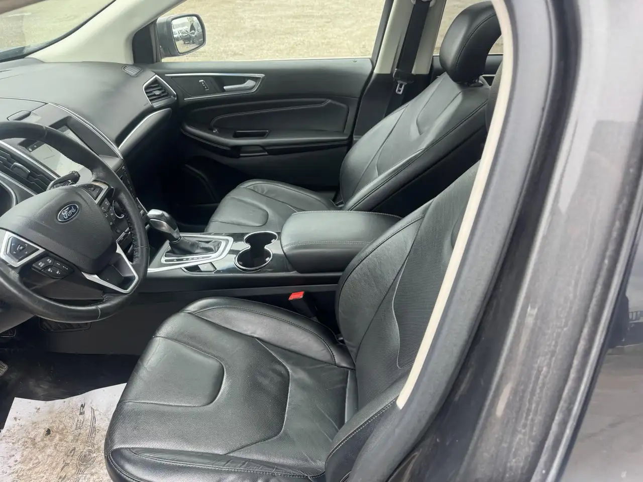 Ford Edge снимка Ford Edge