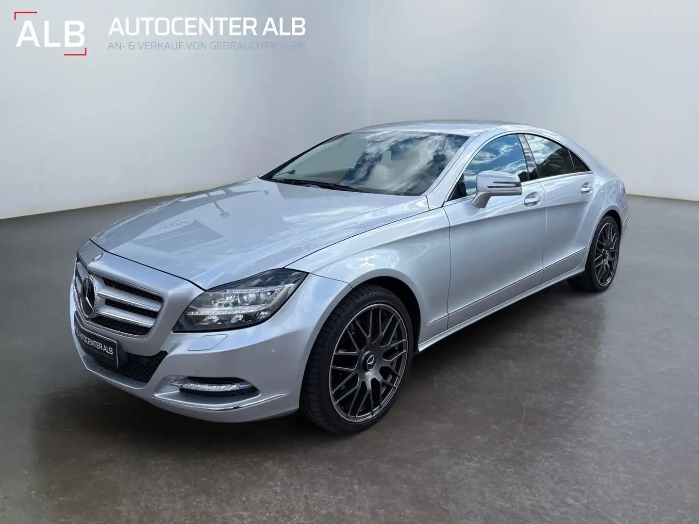 Mercedes-Benz CLS 350 CDI BE/AMG-LINE/2.HAND/VOLL/NAVI/ Silber - 1