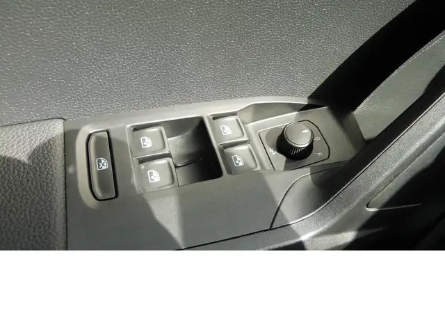 Seat Arona view 6