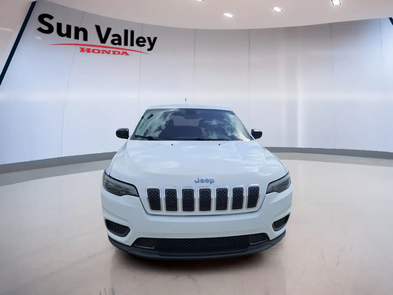 Jeep Cherokee снимка Jeep Cherokee