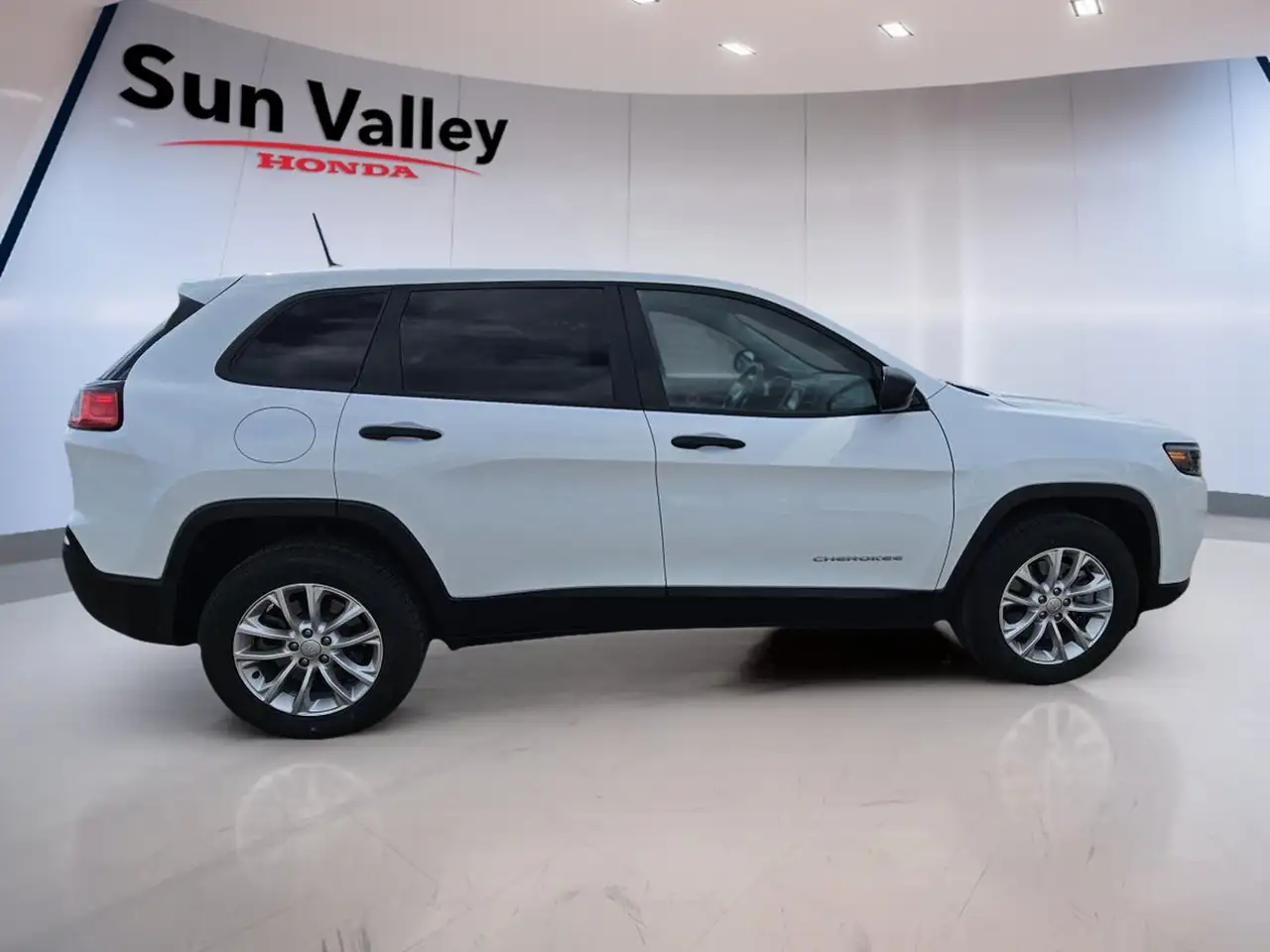 Jeep Cherokee снимка Jeep Cherokee