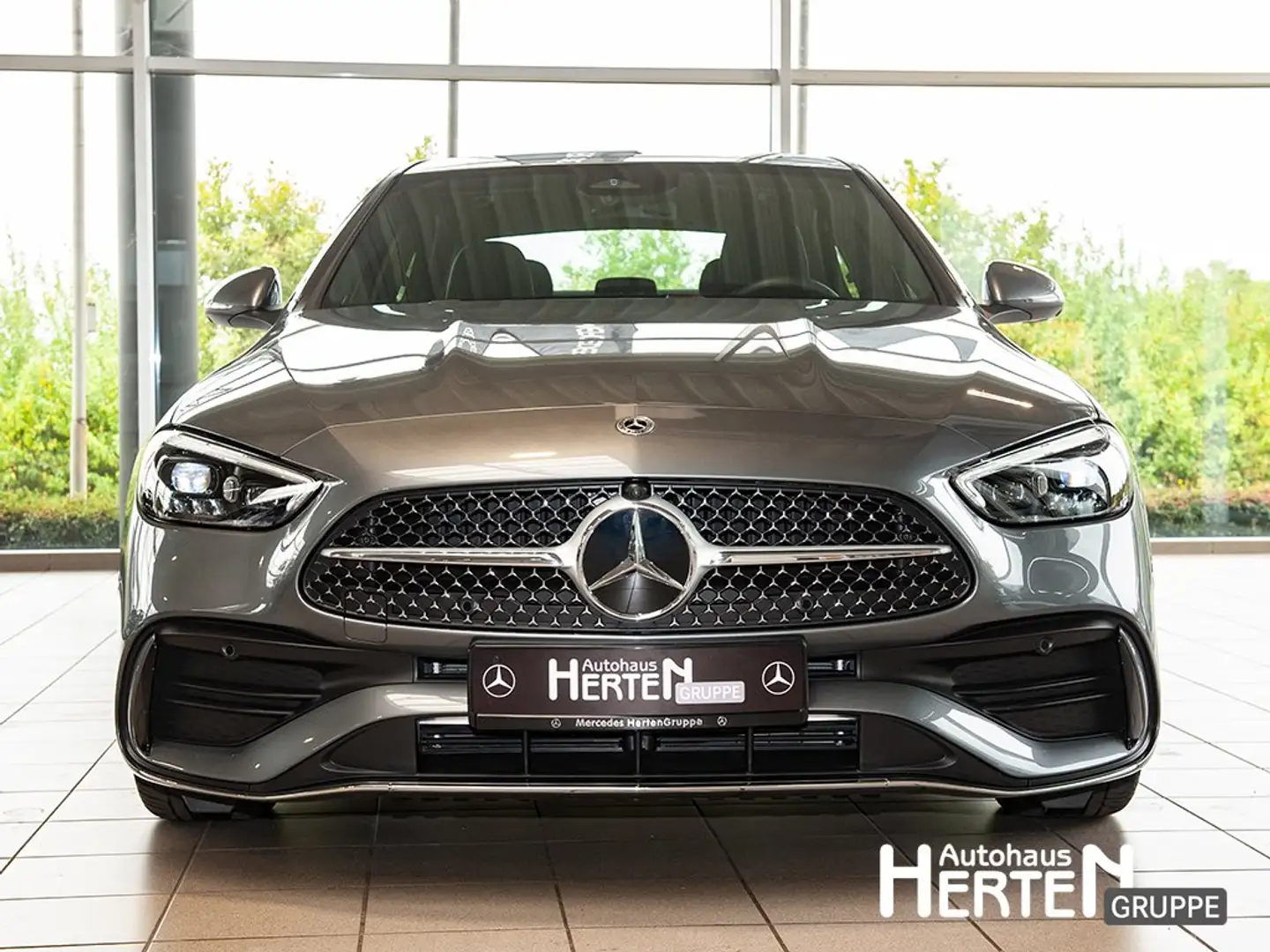 Mercedes-Benz C 300 +AMG+DIGITAL-L.+360°+WINTER-P.+MEMORY+DAB+ Grijs - 2