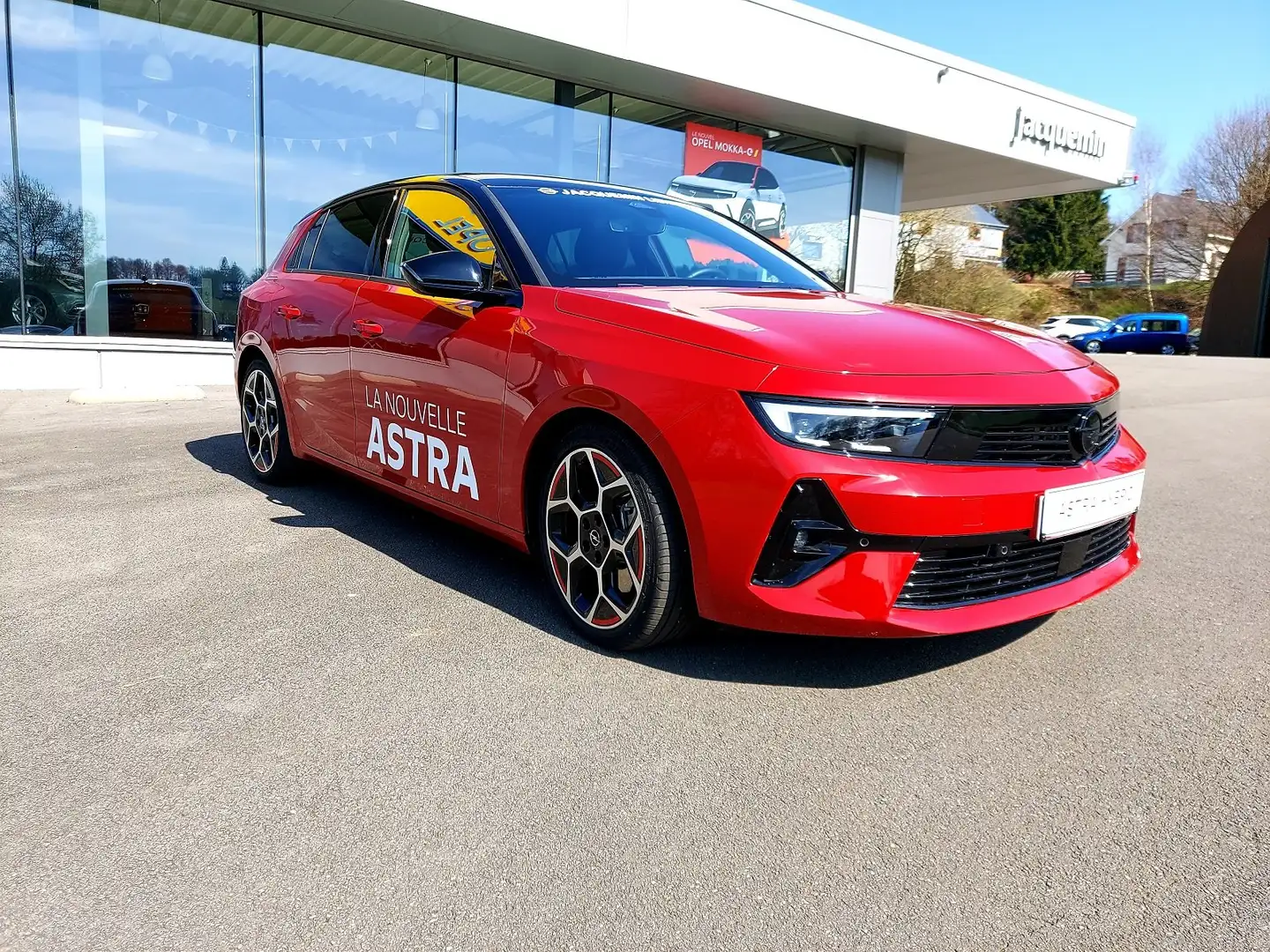 Opel Astra Astra GS 1.6 Turbo Hybrid Rood - 1