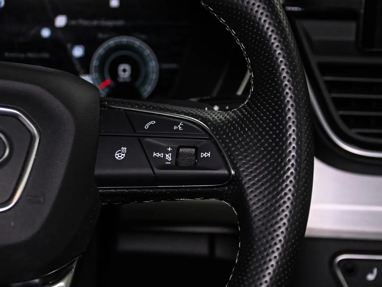 Audi Q5 снимка Audi Q5