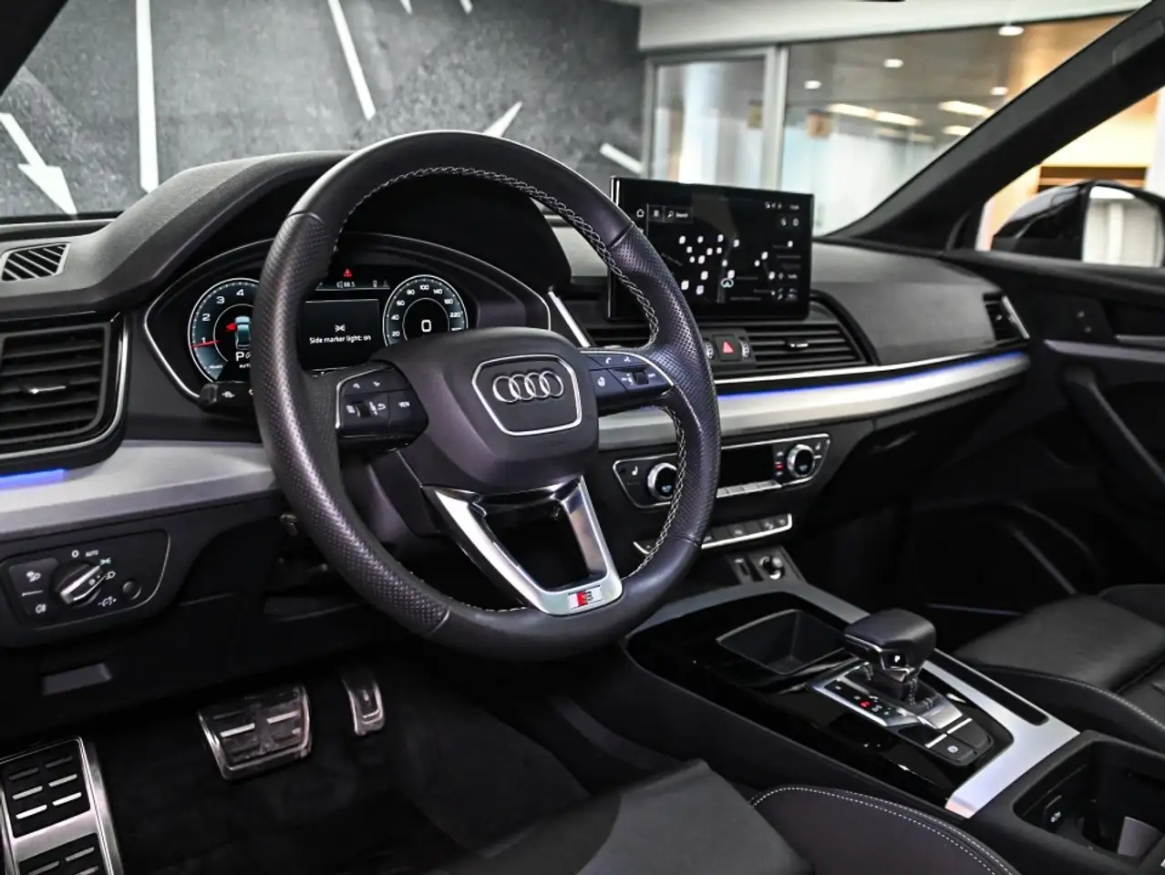 Audi Q5 снимка Audi Q5