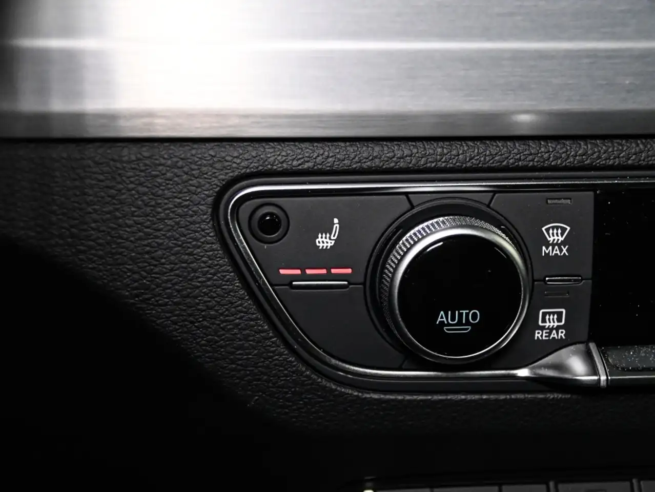 Audi Q5 снимка Audi Q5