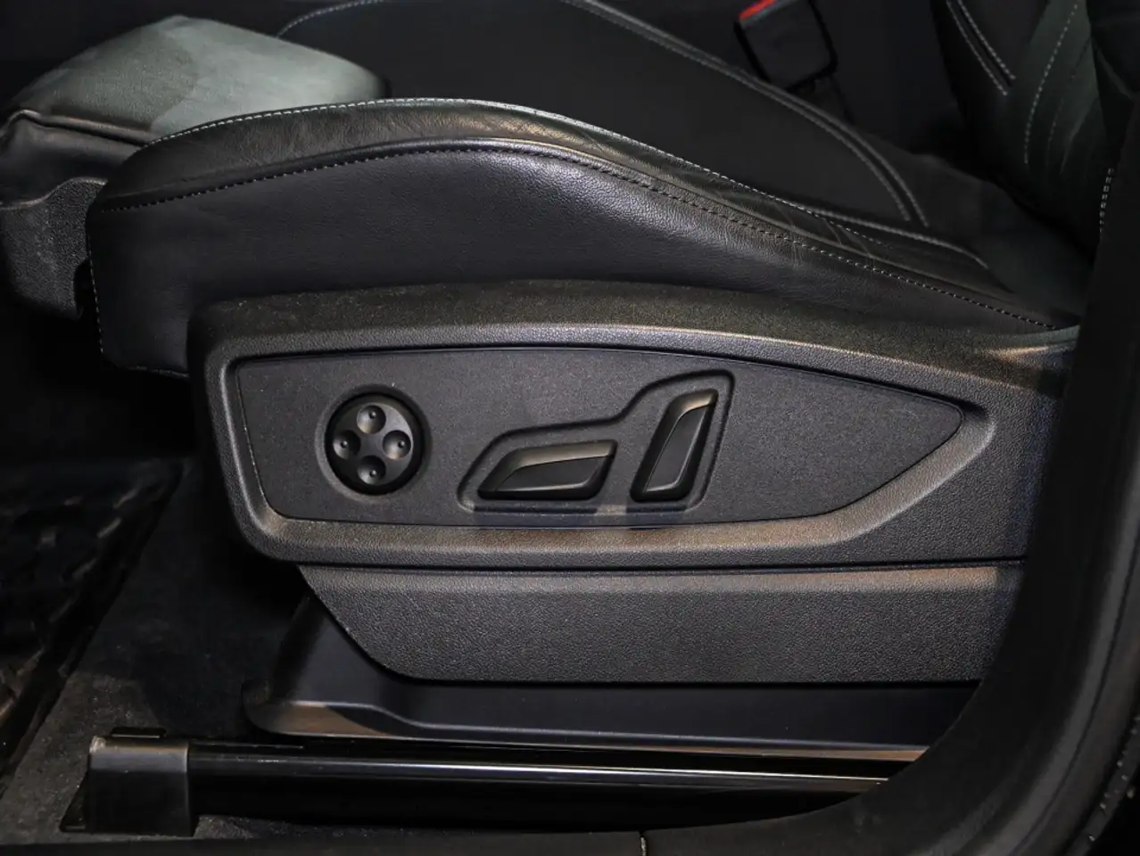 Audi Q5 снимка Audi Q5