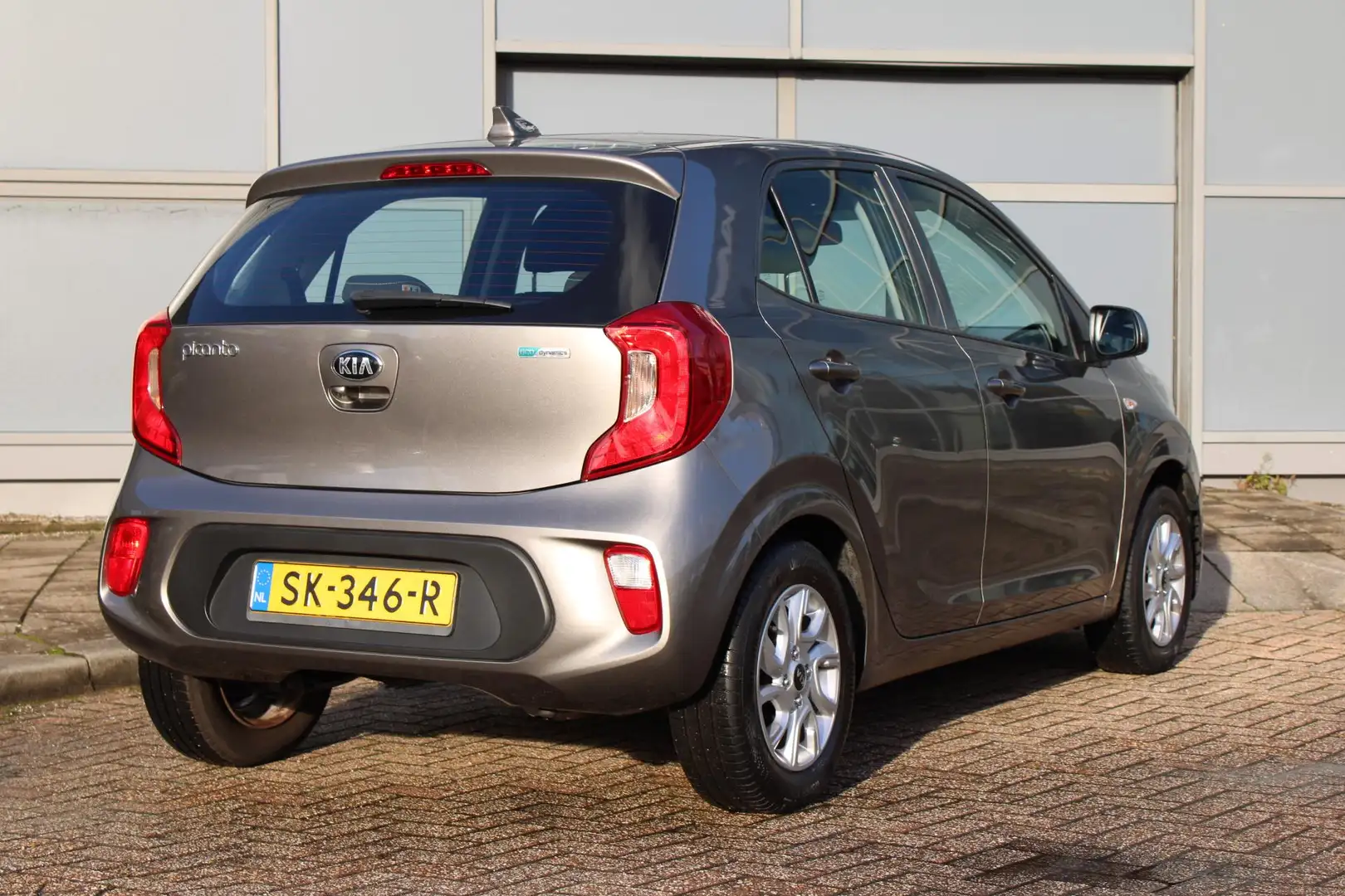 Kia Picanto 1.0 CVVT ComfortPlusLine Navigator | Navigatie | C Grijs - 2