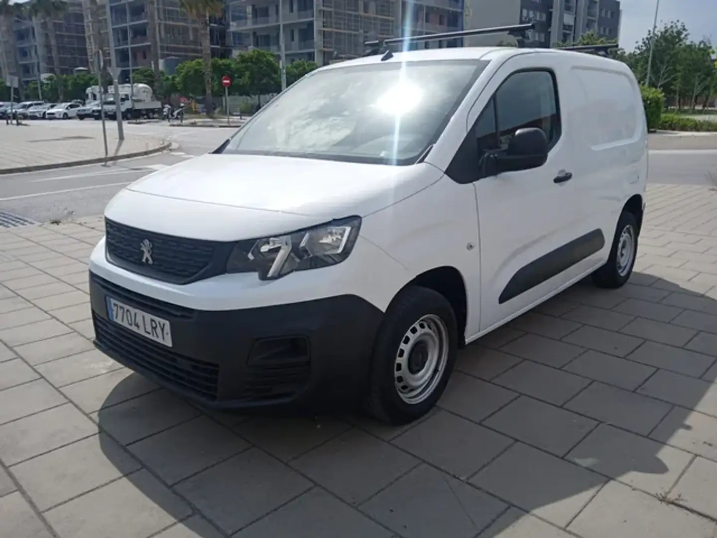 Peugeot Partner 1.5BlueHDI Premium Standard 1000kg 100 Blanco - 1