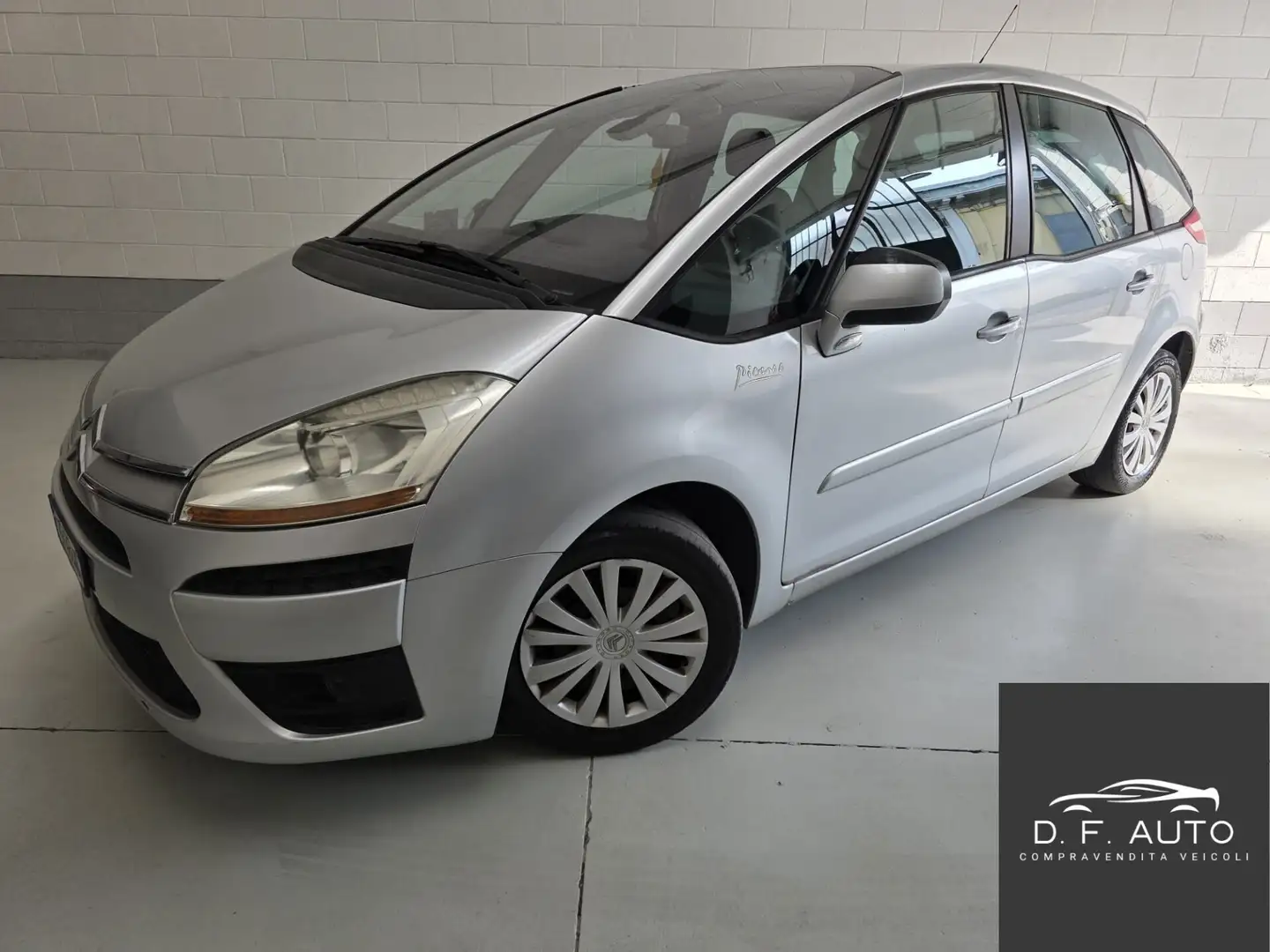 Citroen C4 Picasso 1.6 HDi 110 FAP NEOPATENTATI Argento - 1