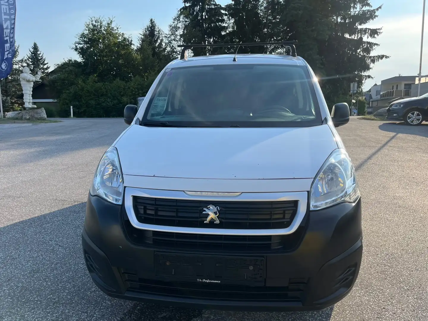 Peugeot Partner L1 Premium Weiß - 2