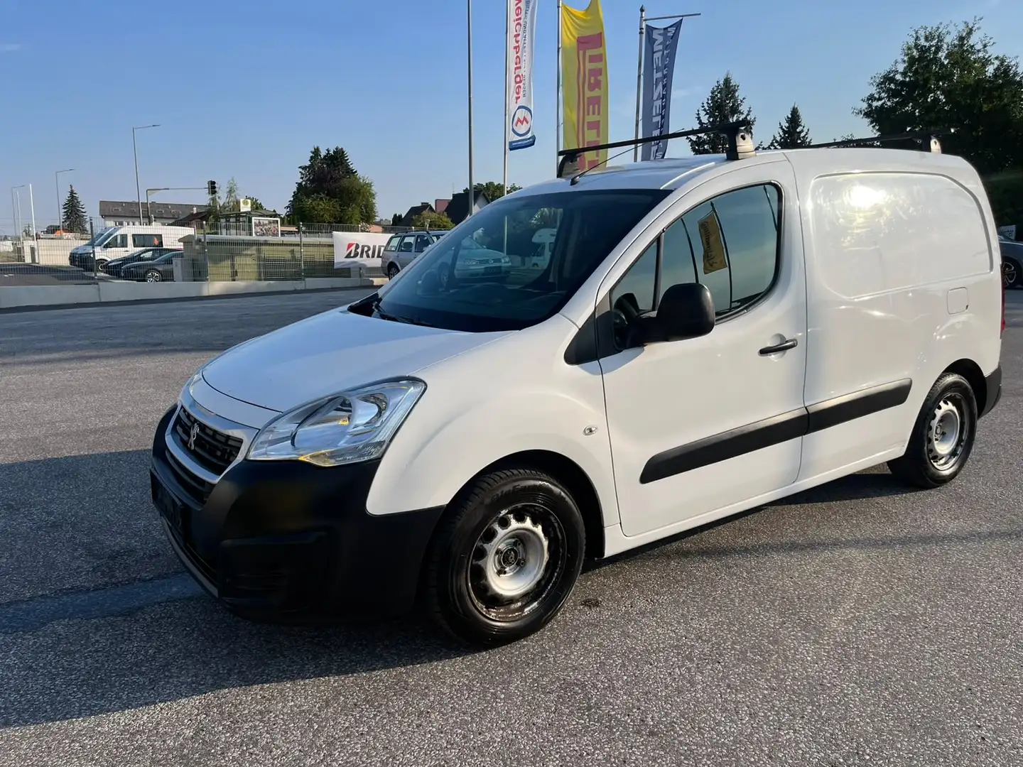 Peugeot Partner L1 Premium Weiß - 1