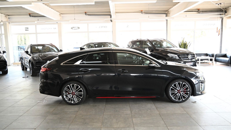 Kia ProCeed / pro_cee'd GT *SPORT*KAMERA*LEDER — photo 9