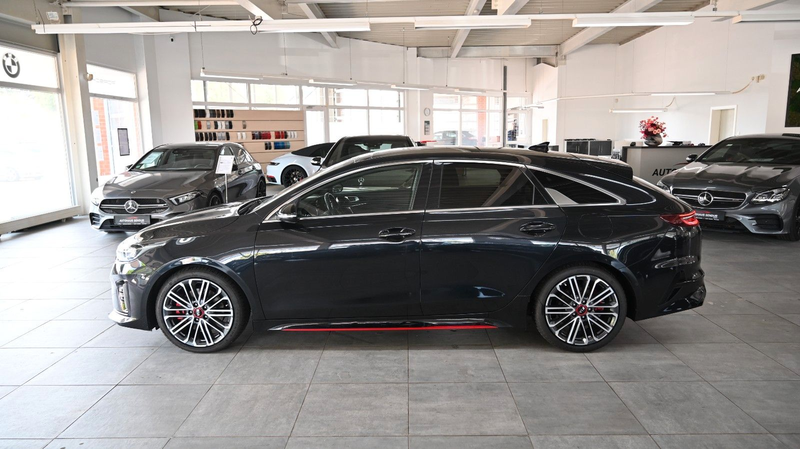 Kia ProCeed / pro_cee'd GT *SPORT*KAMERA*LEDER — photo 3