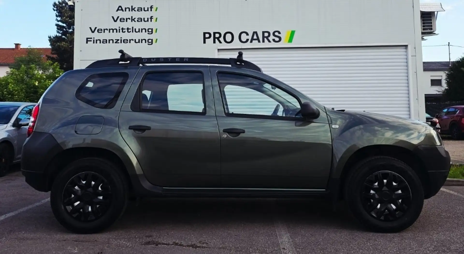Dacia Duster Duster dCi  Pickerl, Zahnriemen NEU, Rfk, Android Grün - 2