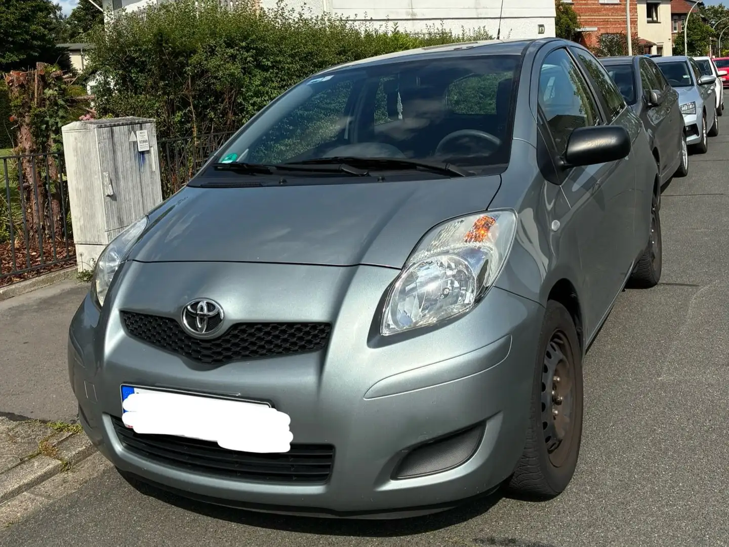 Toyota Yaris Gri - 1