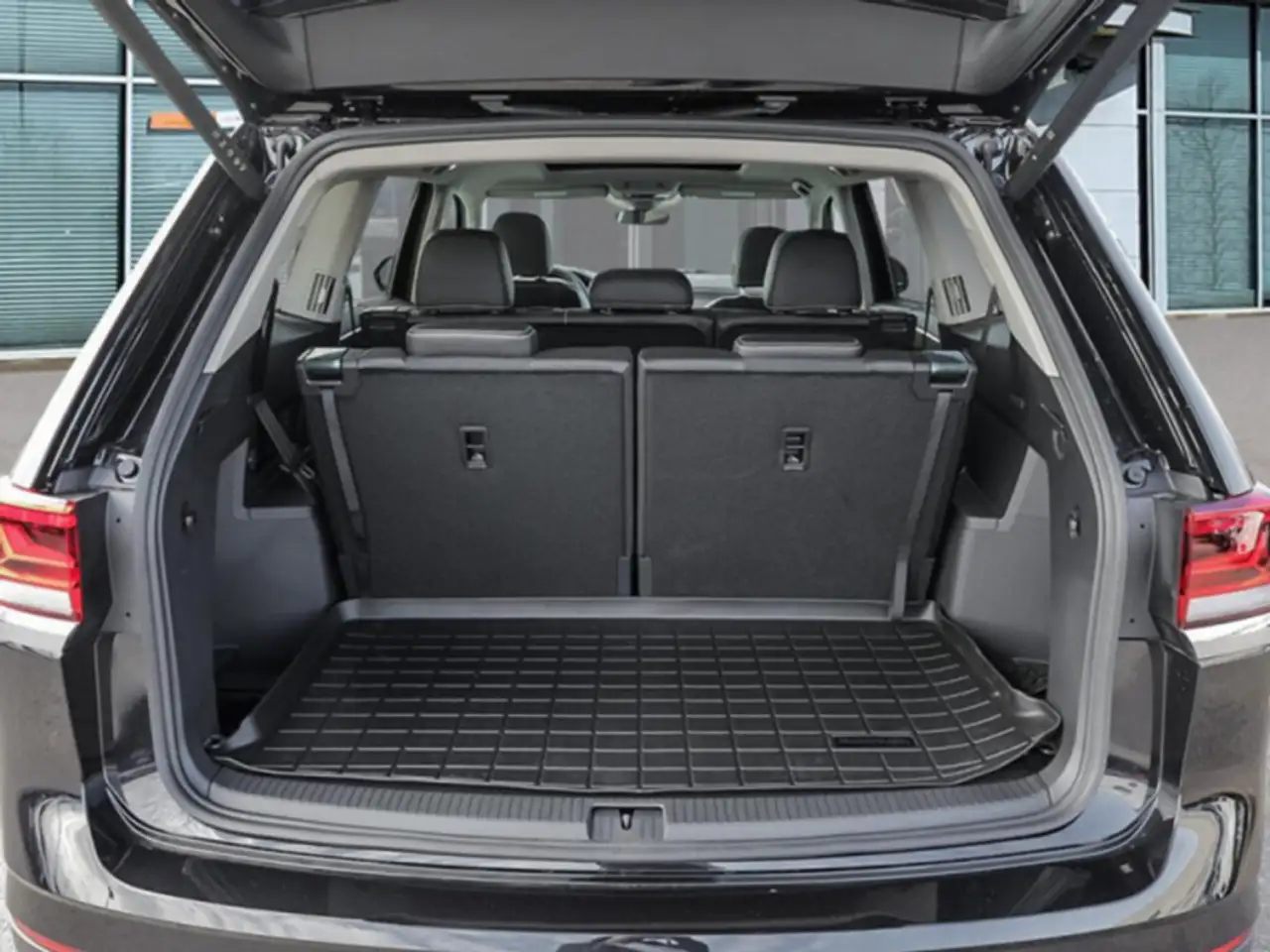 Volkswagen Atlas снимка Volkswagen Atlas