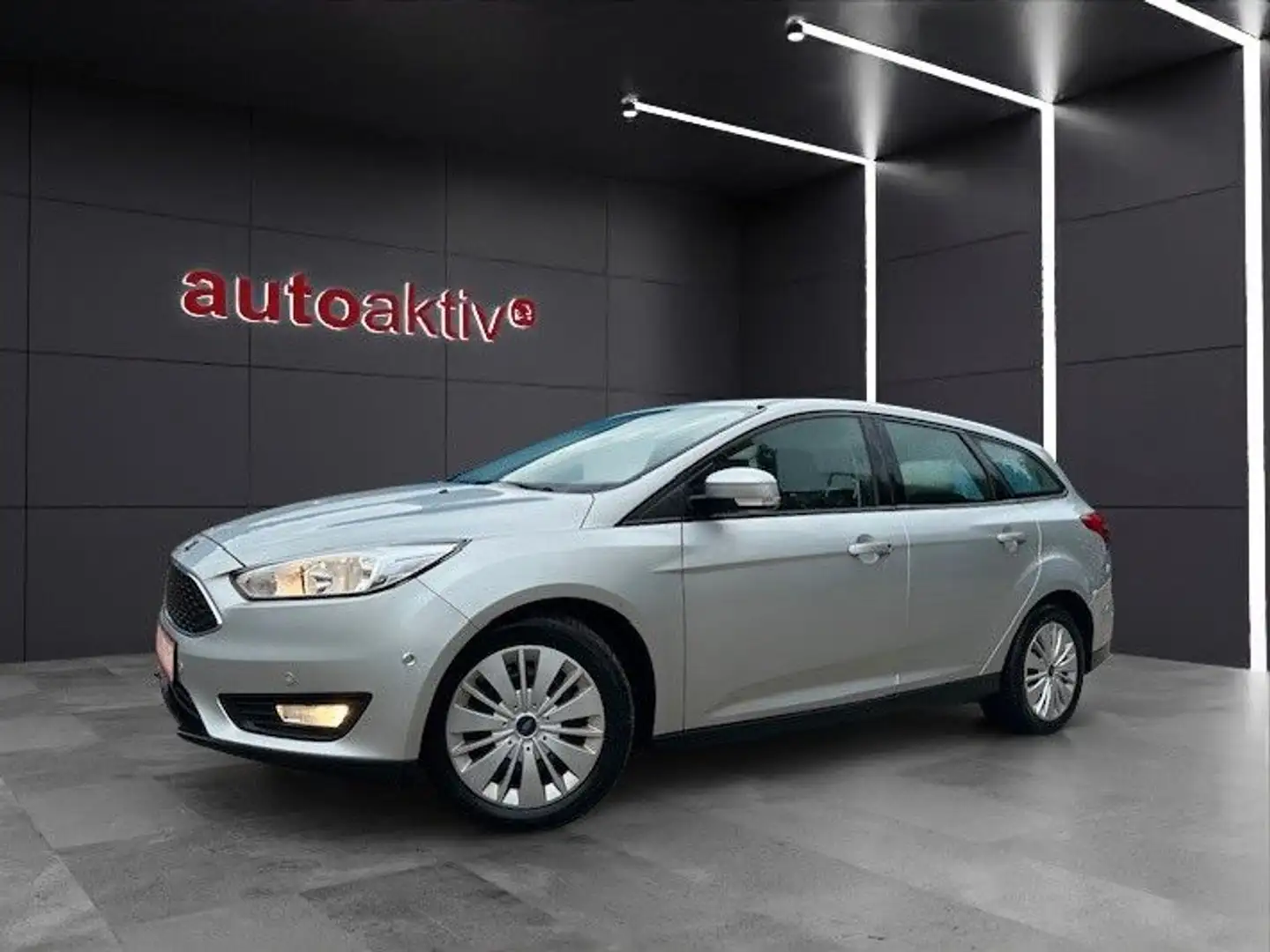 Ford Focus Turnier Trend/AHK/Navi/Sitzhzg/Tempomat/Mu - 1