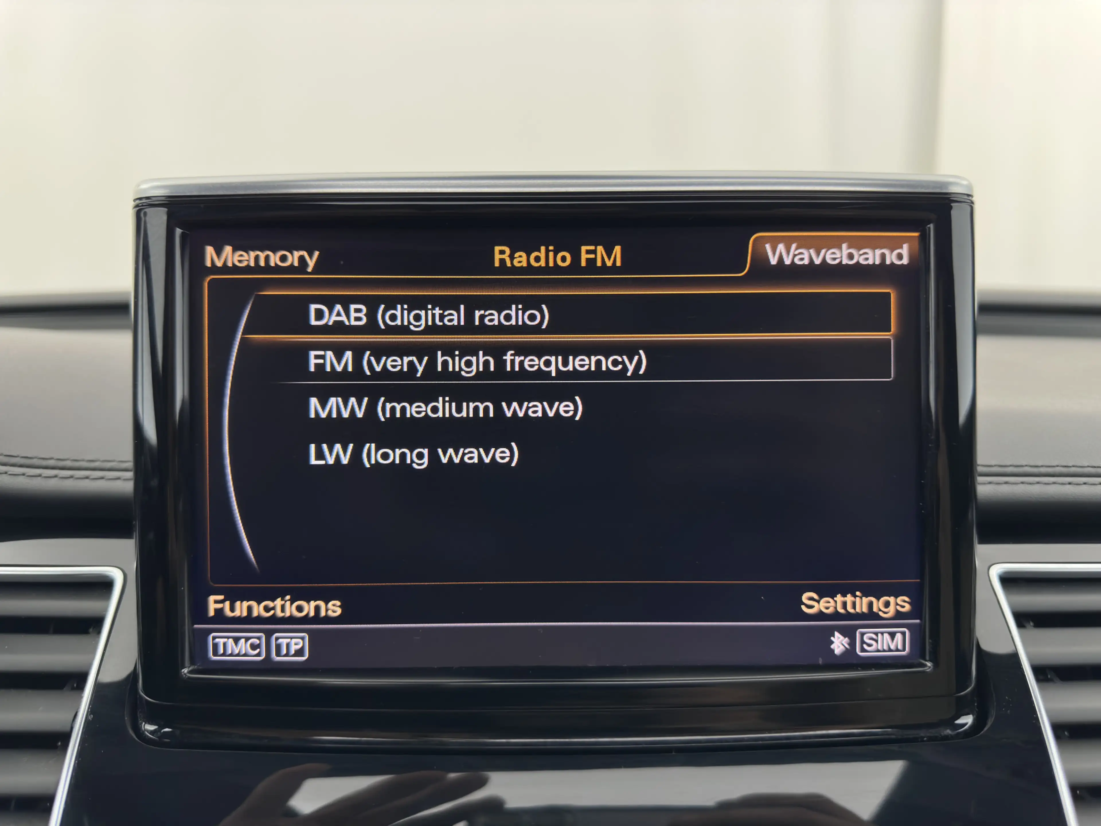 Audi A8 6.3 W12 quattro Lang Pro Line+ * Full Options * — photo 14