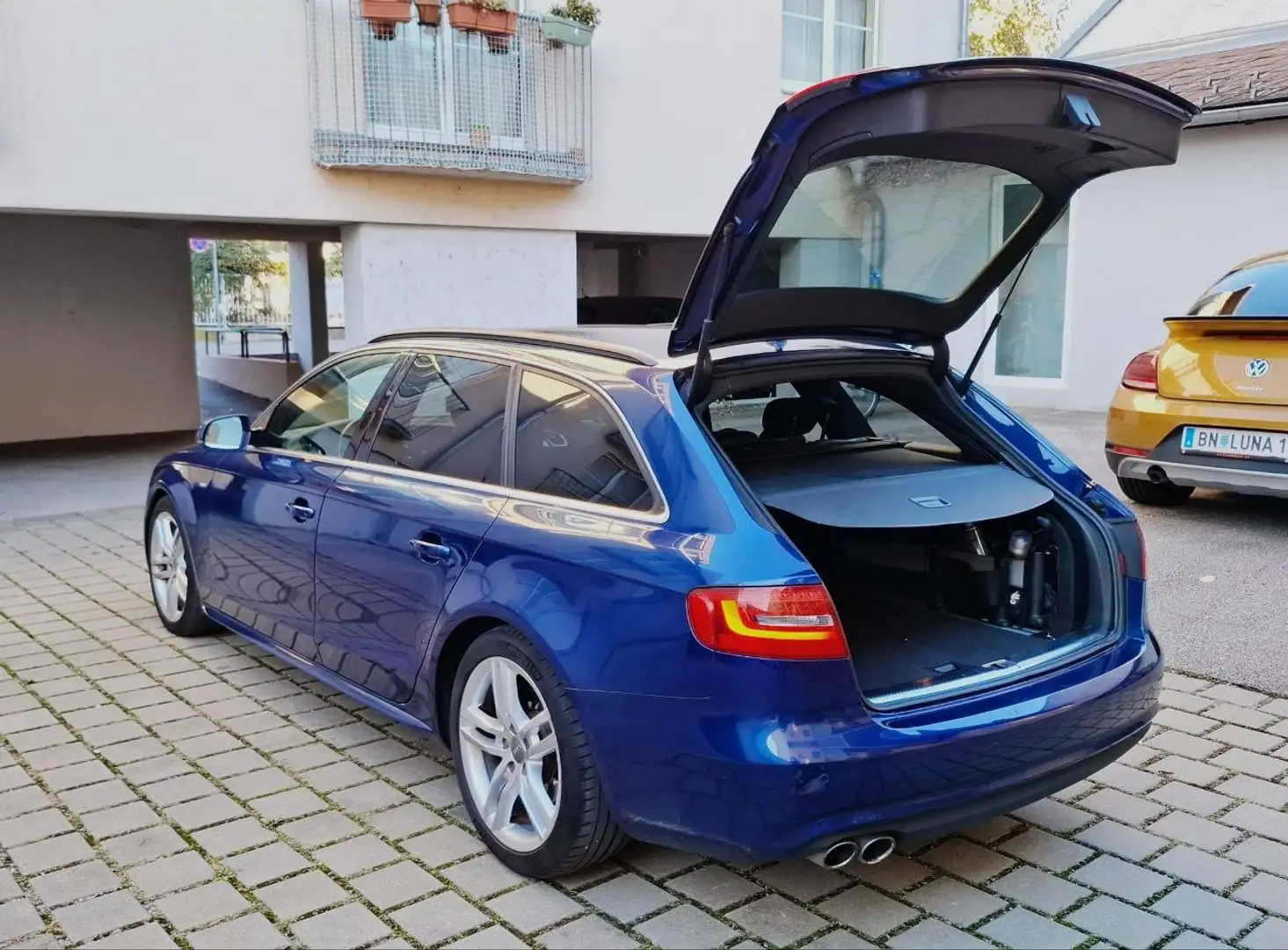 Audi A4 A4 Avant 2,0 TDI DPF Aut. Blau - 2