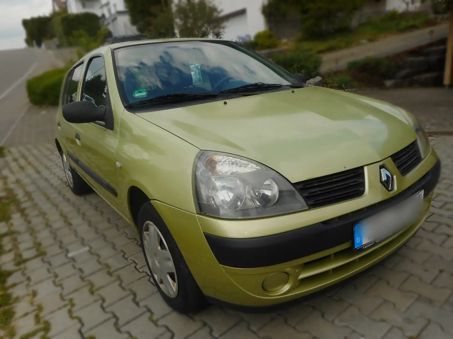 Renault Clio 1.2 Authentique - 1