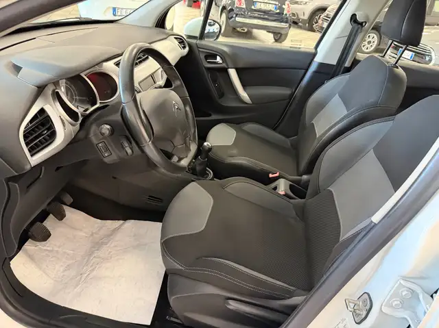 Citroen C3 view 17