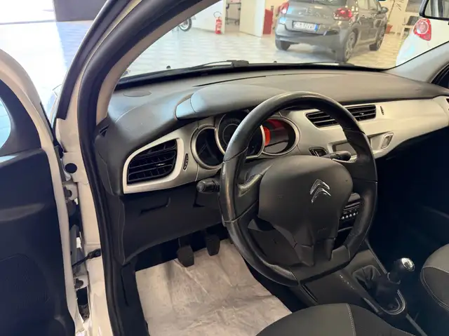 Citroen C3 view 16