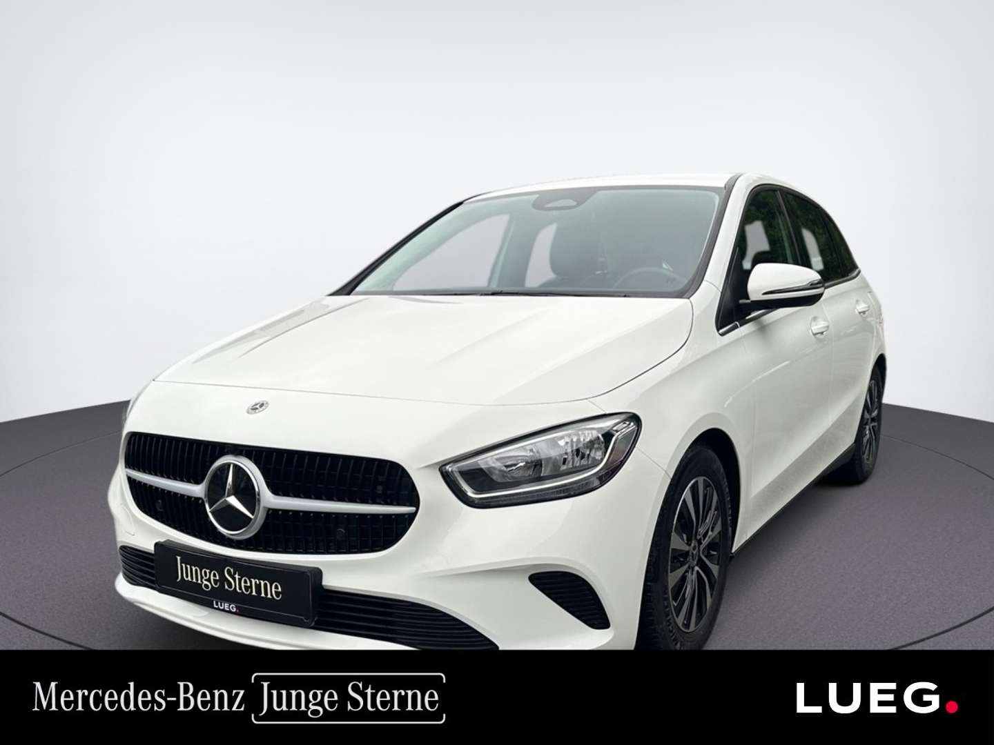 Mercedes-Benz B 180 nuo 410 €/ mėn Benzinas 2024m. Sedanas Automatinė