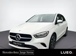 Mercedes-Benz B 180 NAVI+RÜCKFKAM+LM+LIVE TRAFFIC+KLIMAAUTOM