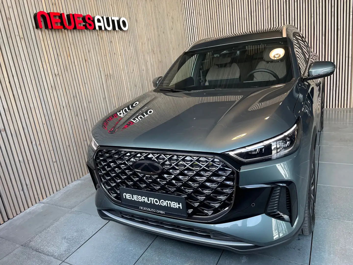 Chery Tiggo TIGGO 8 PHEV - UNIQUE - * 7.Jahre Gar*7.Sitz*Pano* Grau - 2