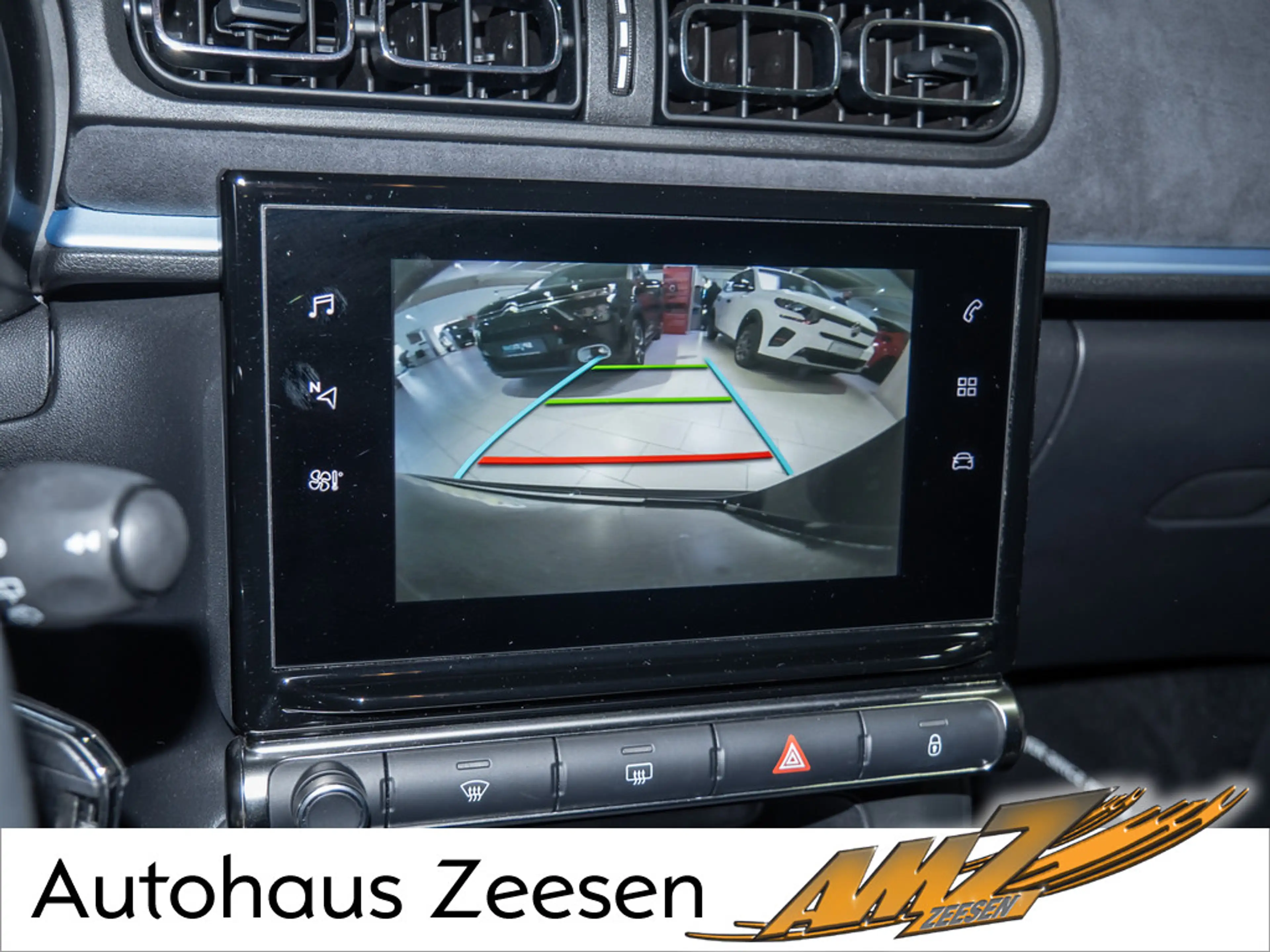 Citroen C3 PureTech 110 Elle SHZ LED NAVI KAMERA PDC — photo 11
