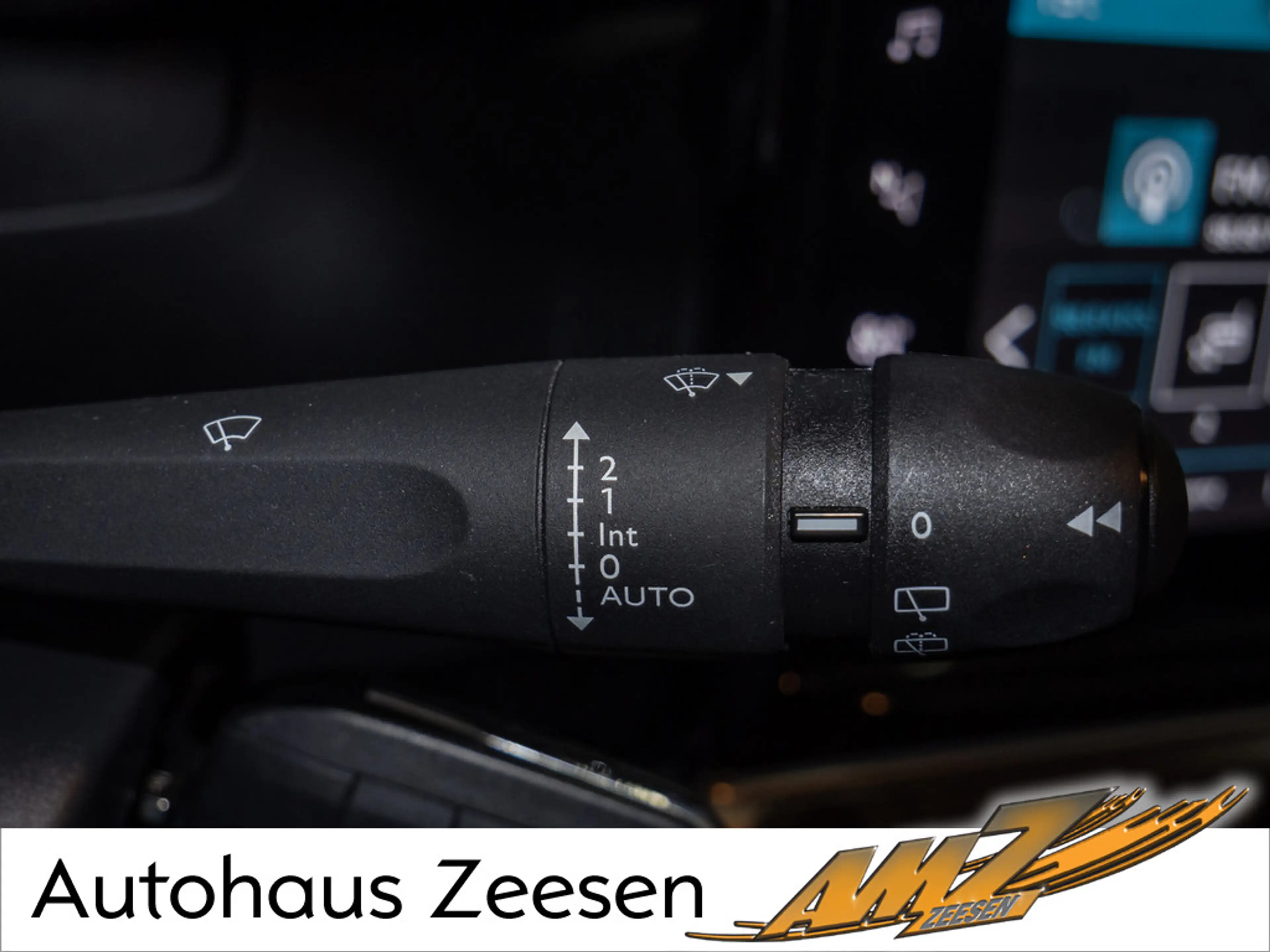 Citroen C3 PureTech 110 Elle SHZ LED NAVI KAMERA PDC — photo 15