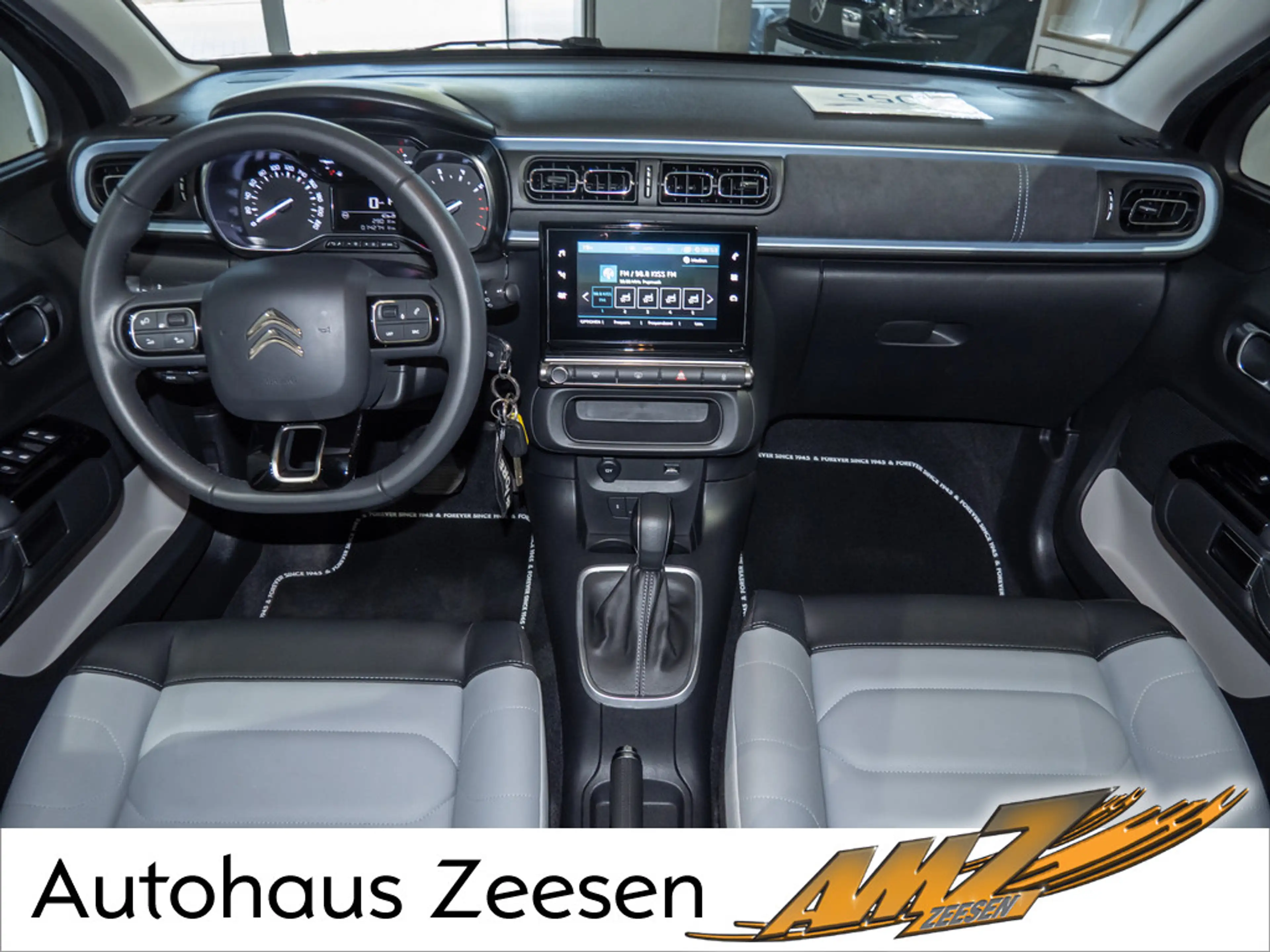 Citroen C3 PureTech 110 Elle SHZ LED NAVI KAMERA PDC — photo 6
