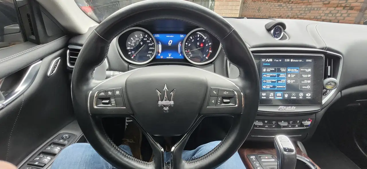 Maserati Ghibli снимка Maserati Ghibli