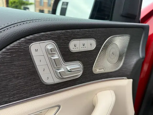 Mercedes-Benz Gle view 15