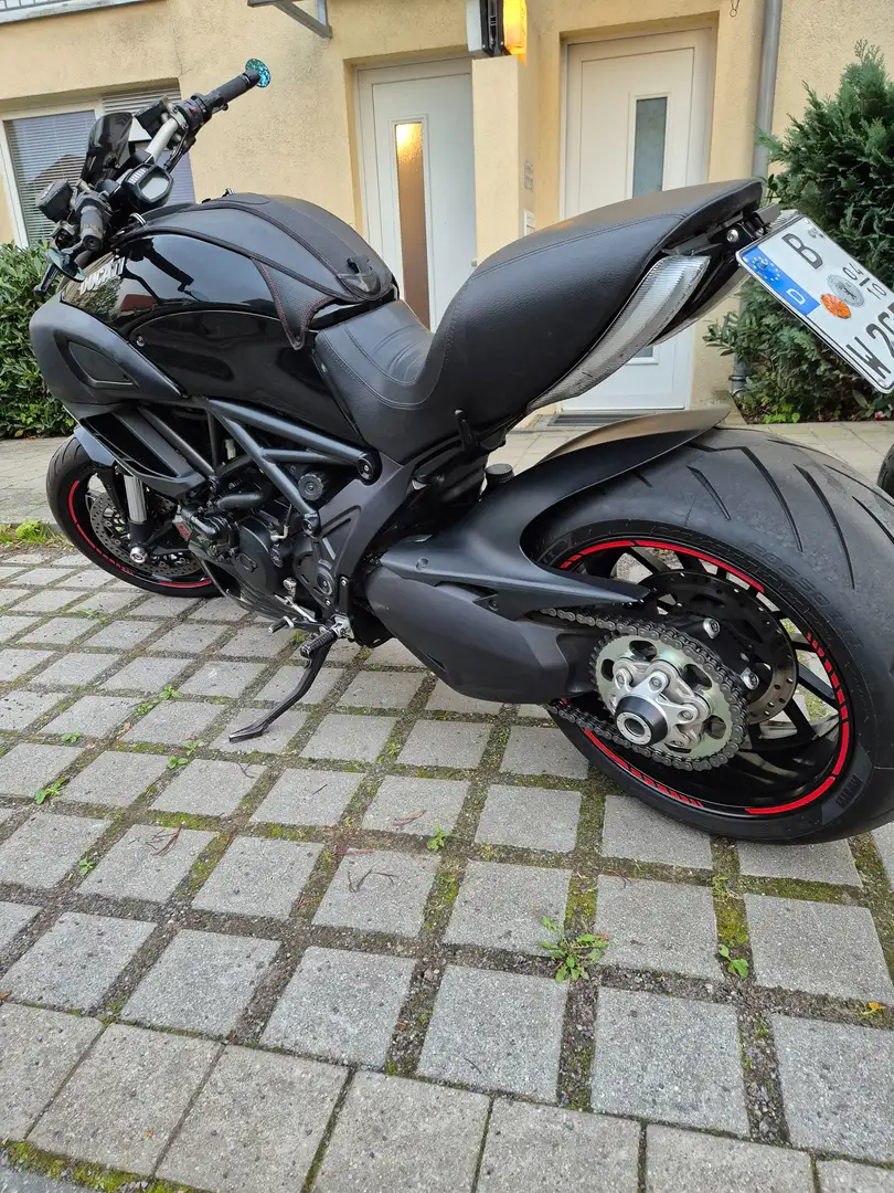 Ducati Diavel Noir - 2