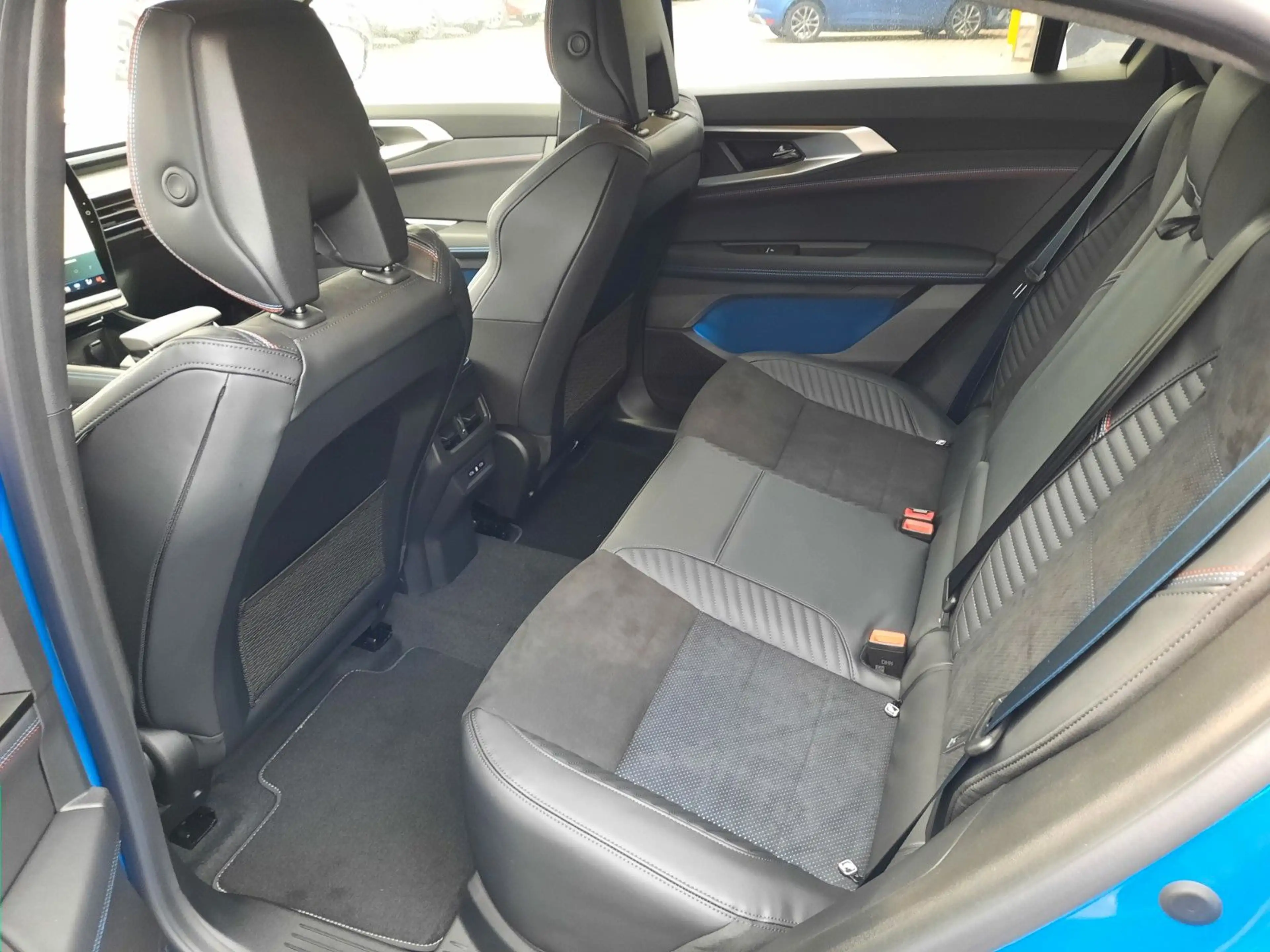 Renault Rafale 200 E-Tech Full Hybrid Esprit Alpine Matr — photo 9